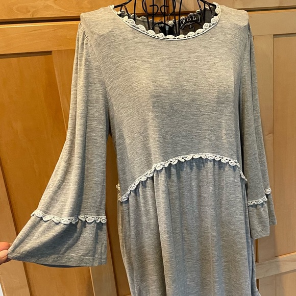 POL grey jersey Dress with white decorative trim and zip back size Small - Picture 2 of 11